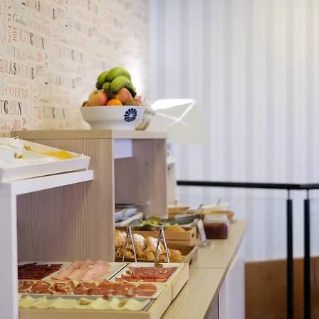 ホテル Mediterraneo バレンシア