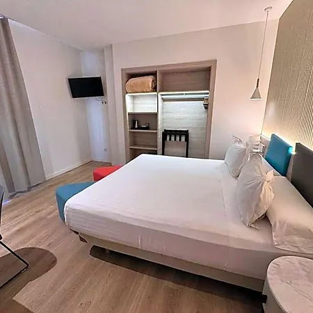 Mediterraneo Hotell 3*